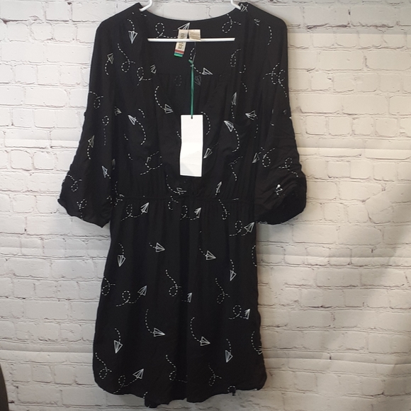 Mimi Chica Dresses & Skirts - MIMI CHICA NWT paper plane dress